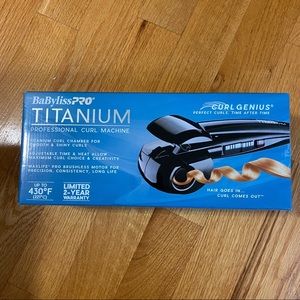 Babyliss Pro Titanium Curl Genius! NWT!!